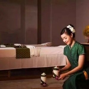 Young Miya's Professional Masseuse in Liverpool Street Shoreditch London